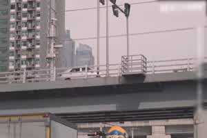 麻豆传媒 我是苏畅 我回来了 人群背后的玩火露出  背景图片