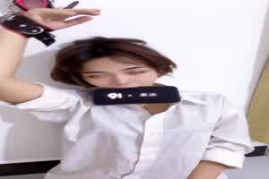 原创 果冻 花季少女被捆绑囚禁沦为性奴  背景图片