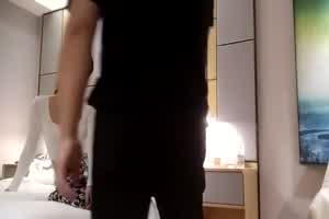 探花系列风骚外围模特国产 ，最喜欢这种闷骚气质了  背景图片