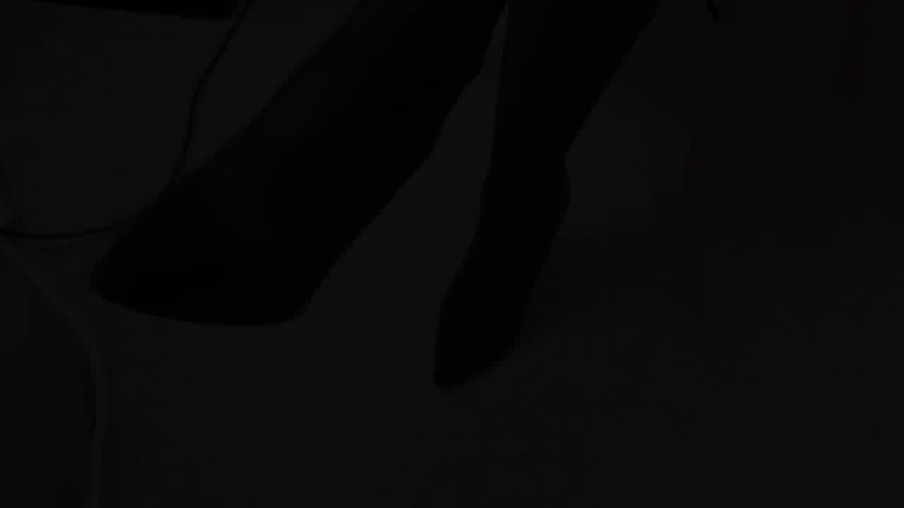  留学生nico剧情演绎痴女家教 的剧照9