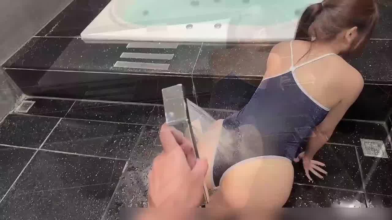  ashisyourlove-上门服务的高中妹，穿着学校制服就来赴约，身材极品小穴粉嫩 的剧照6