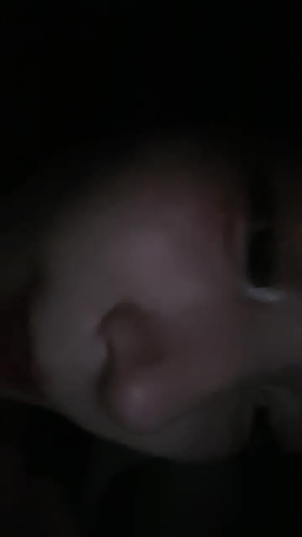  长腿少女直播车震和男友刺激公路 的剧照8