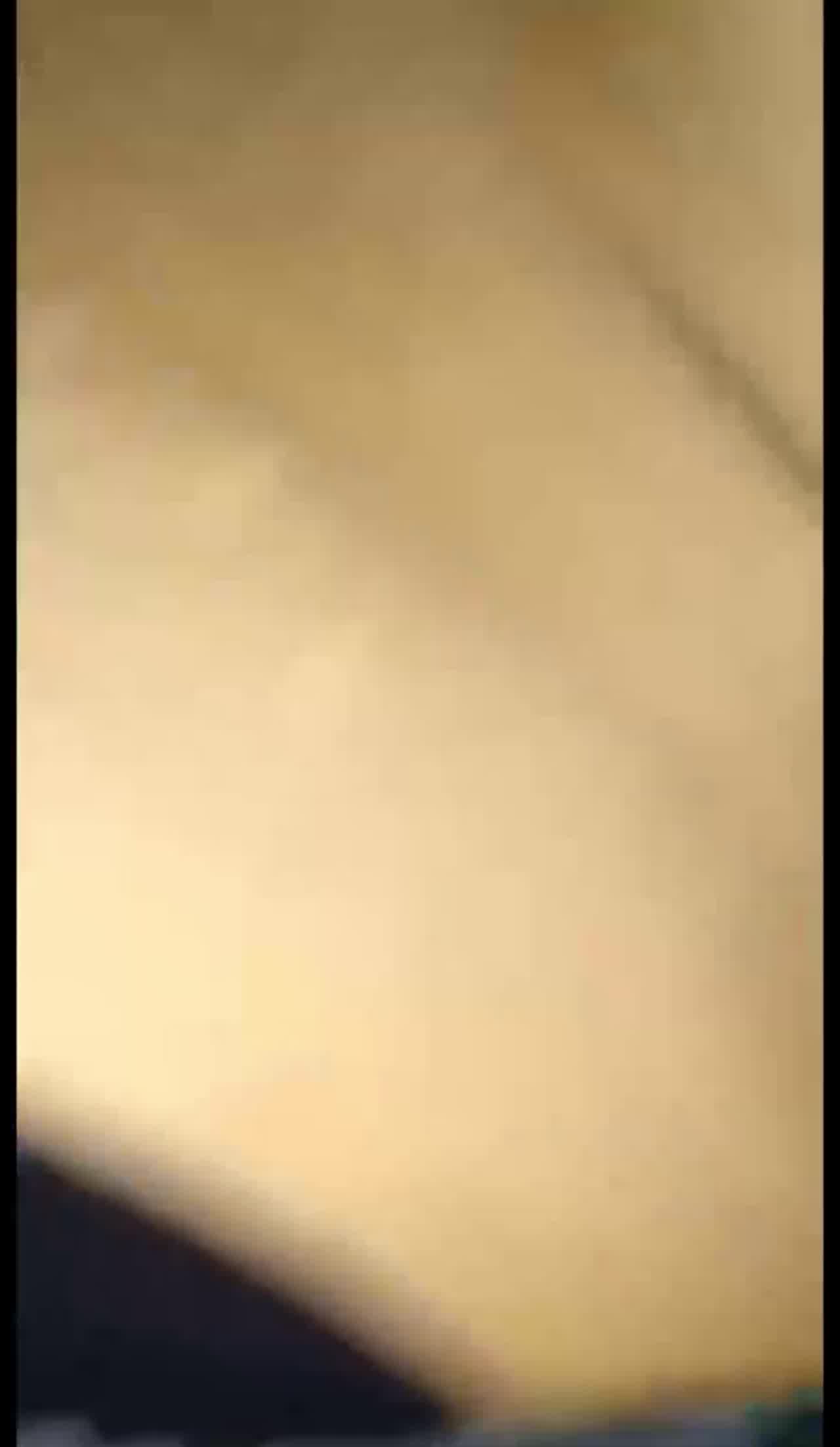  母子乱伦-小马拉大车真实合集，可怜刚五六岁的娃就成了母亲直播赚钱的工具，孩子长大可怎么办？ 的剧照6