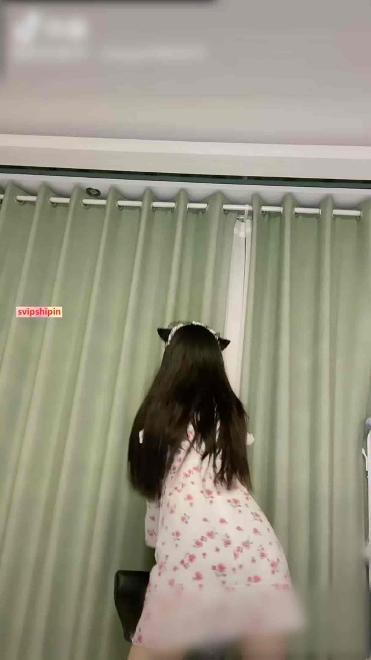  抖音高颜质网红骚舞弄姿 的剧照8